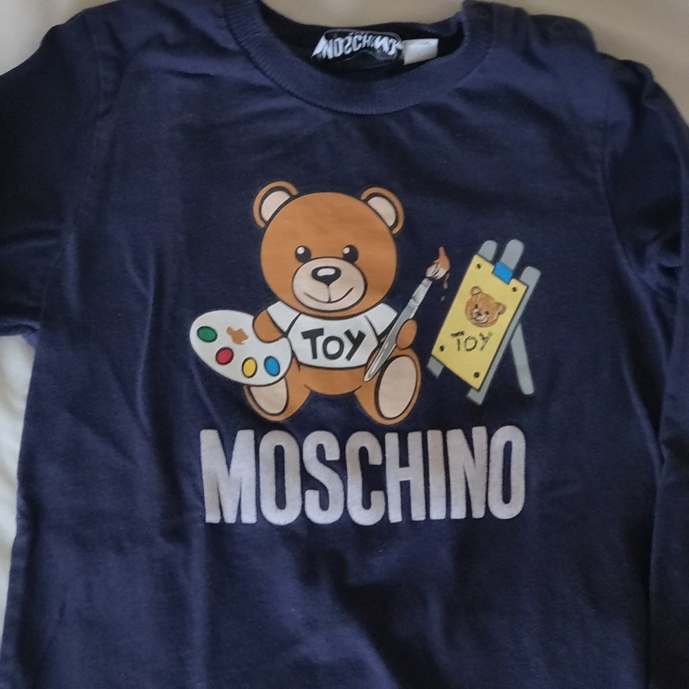 Moschino long sleeve tee size 3